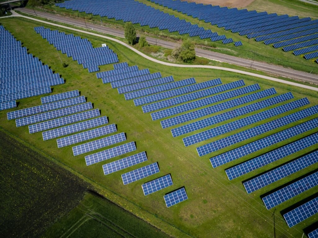 Floating Solar Farms High-Durability HDPE Floats and Mooring Systems
