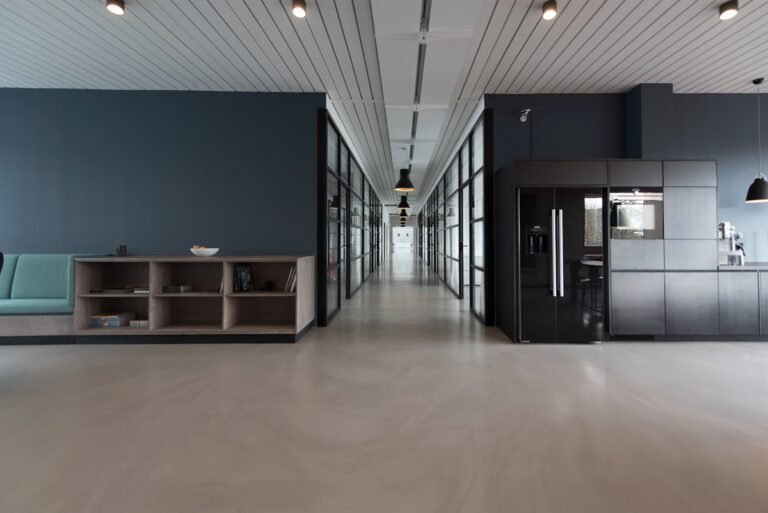 Polycarbonate Sheets: Applications Across Modern Construction