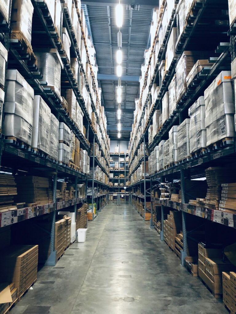 Warehouse Construction Trends and Material Innovations